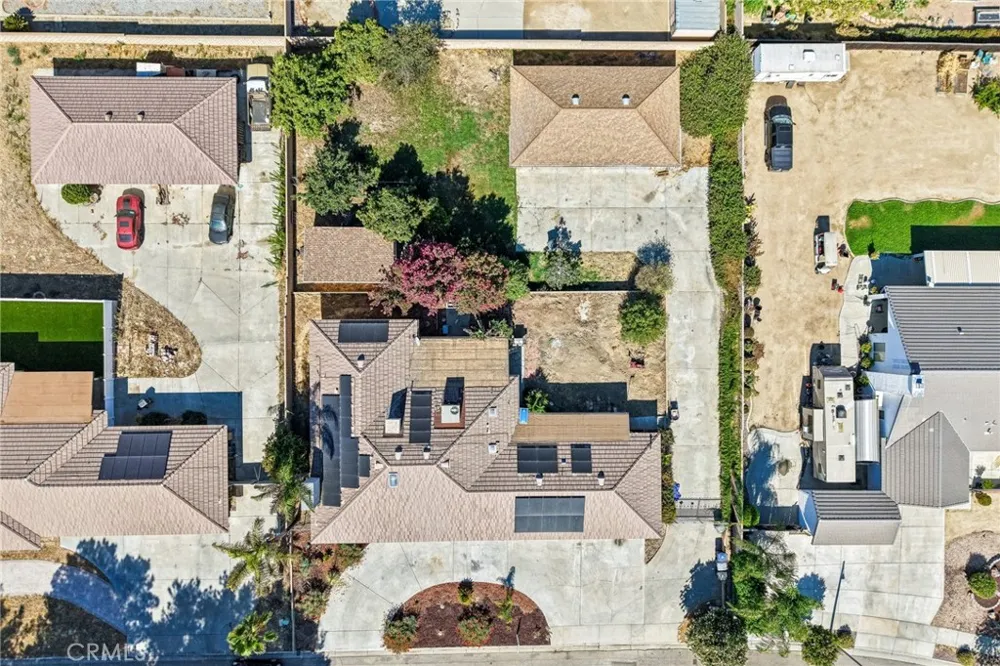 575 Lauresa Hemet, CA 92544