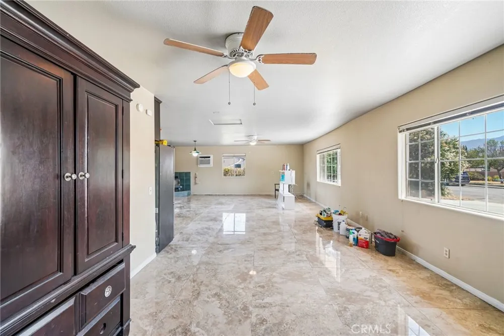 575 Lauresa Hemet, CA 92544