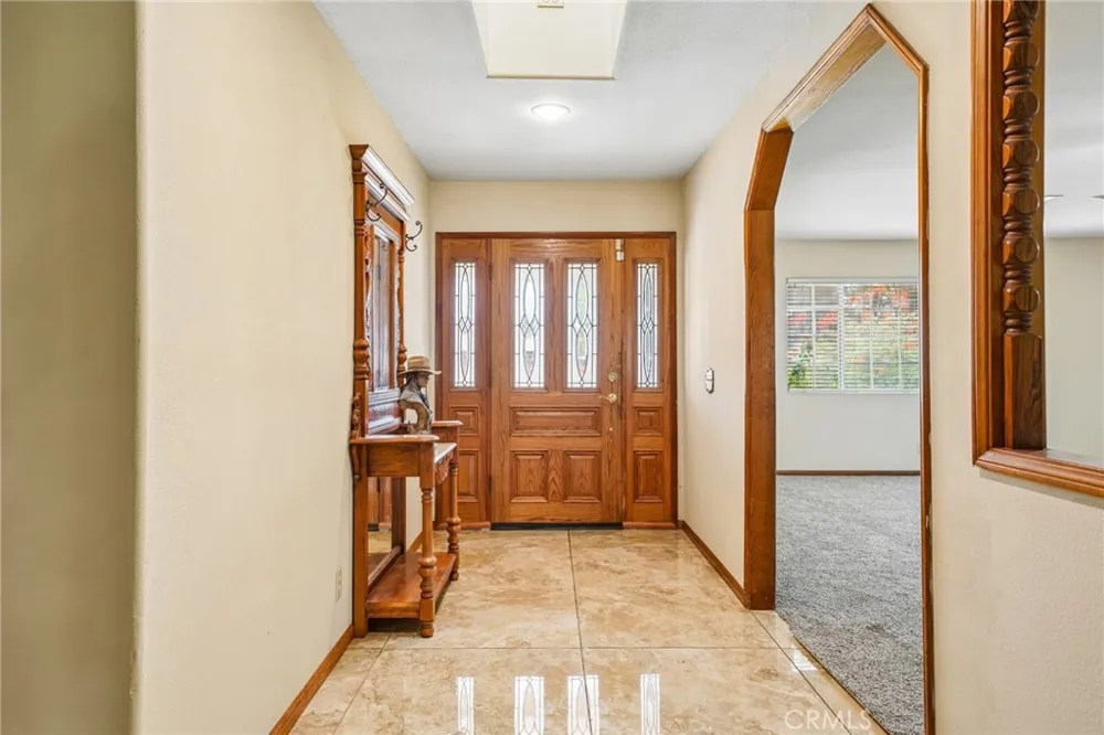 575 Lauresa Hemet, CA 92544