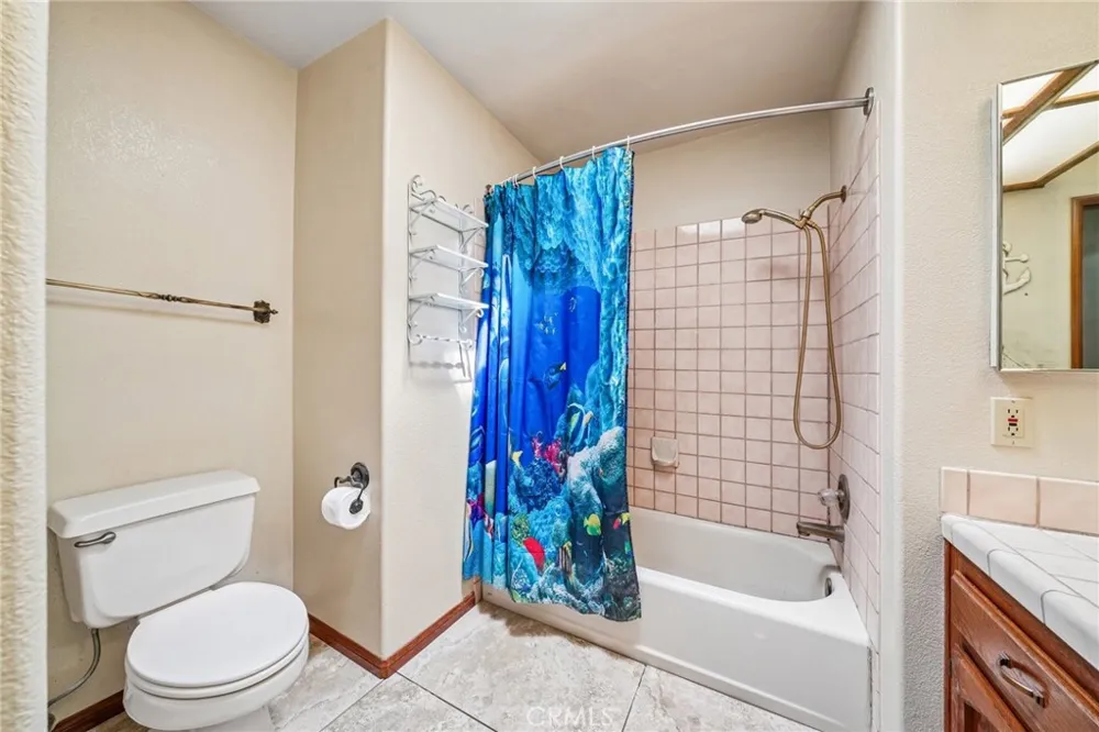 575 Lauresa Hemet, CA 92544