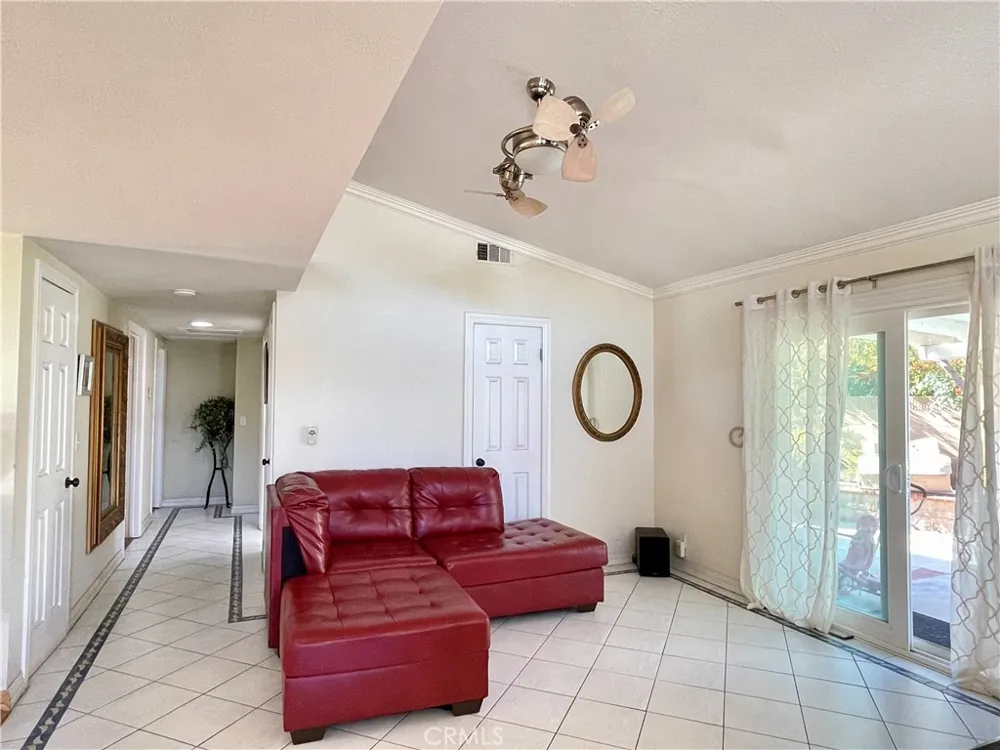 11722 Timmy Lane Garden Grove, CA 92840