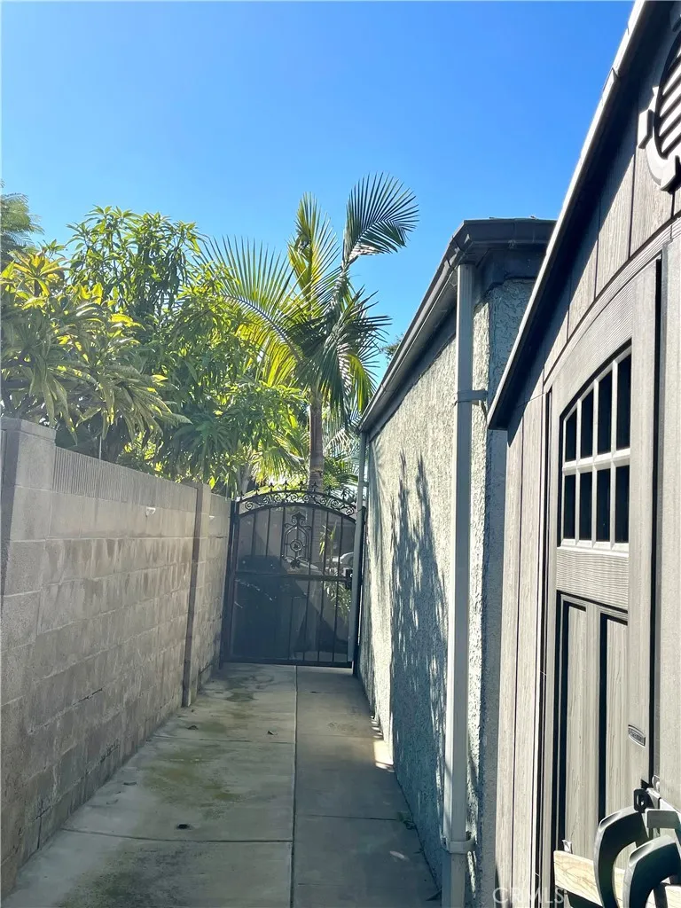11722 Timmy Lane Garden Grove, CA 92840