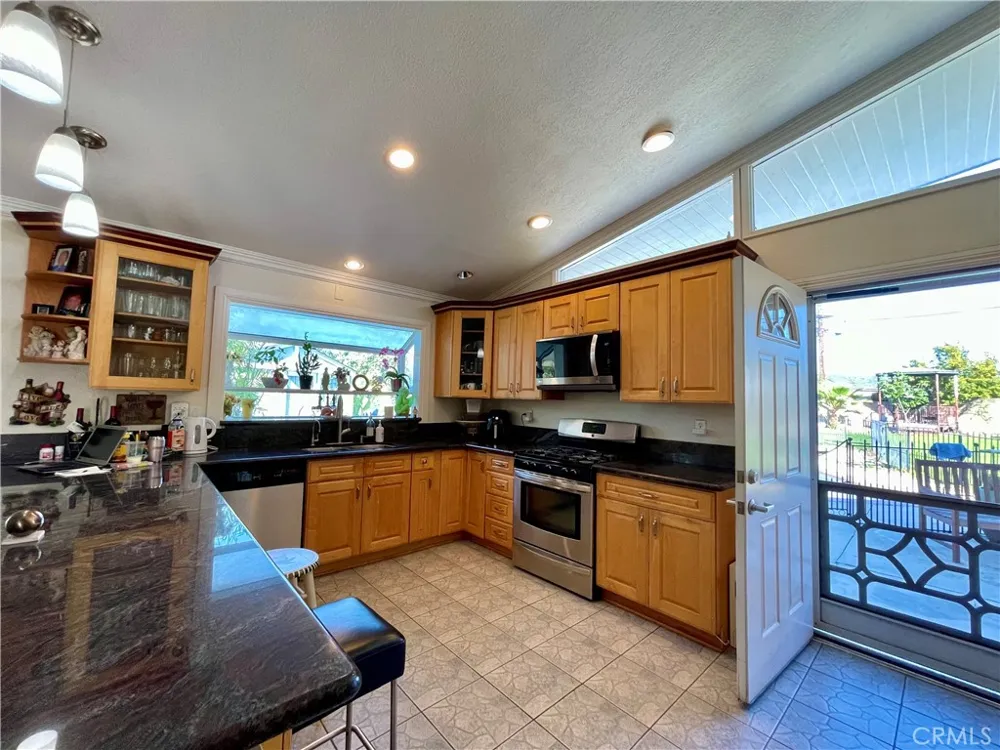 11722 Timmy Lane Garden Grove, CA 92840