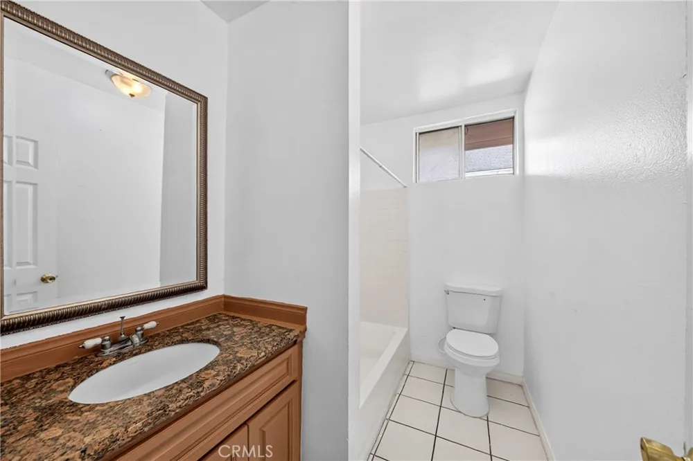 3633 Platt Avenue Lynwood, CA 90262