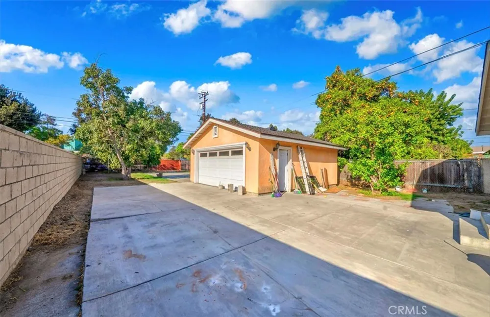 3633 Platt Avenue Lynwood, CA 90262