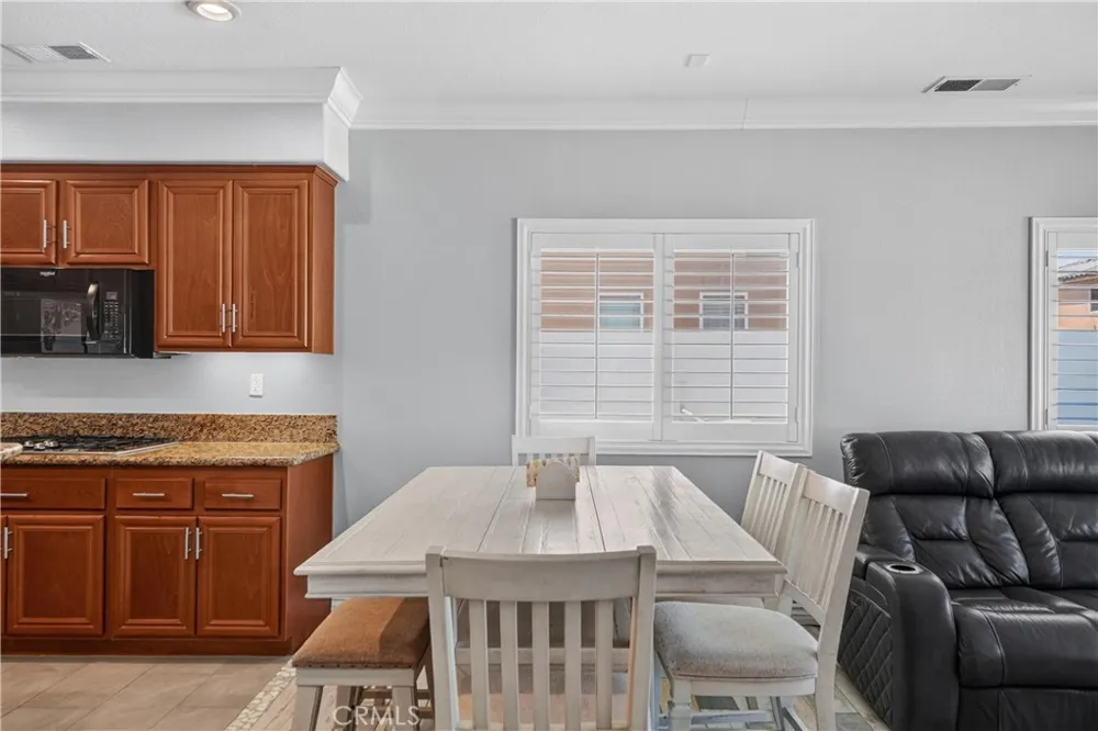 2243 Finch San Jacinto, CA 92582