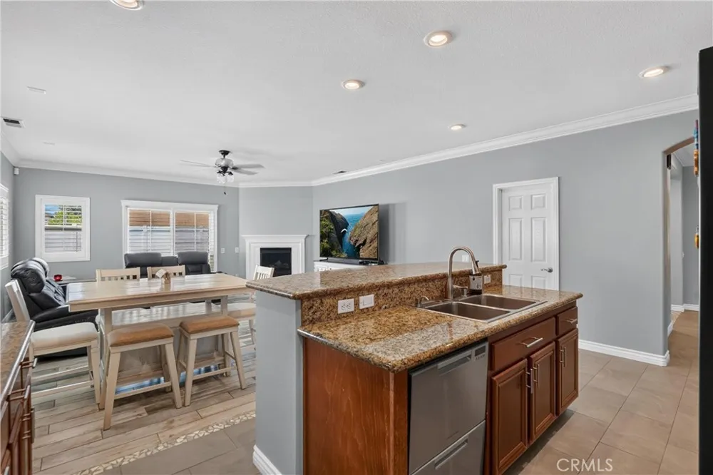 2243 Finch San Jacinto, CA 92582
