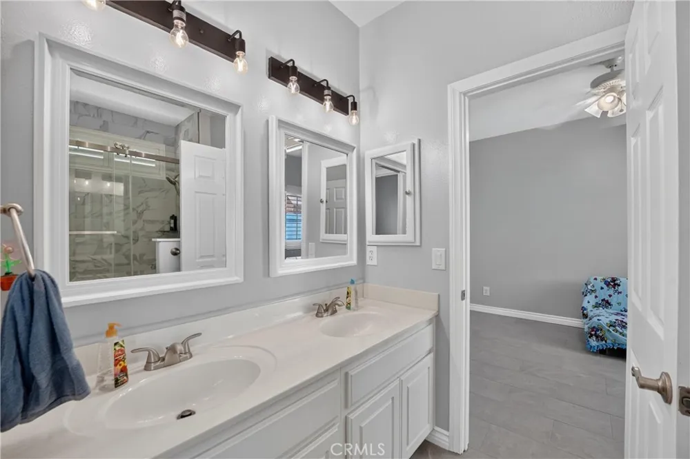 2243 Finch San Jacinto, CA 92582