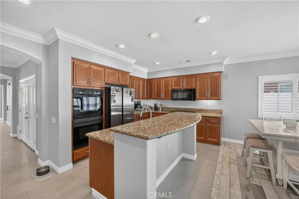 2243 Finch San Jacinto, CA 92582