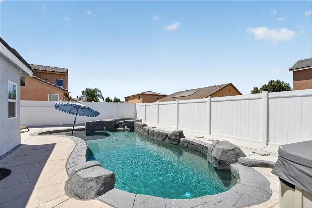 2243 Finch San Jacinto, CA 92582