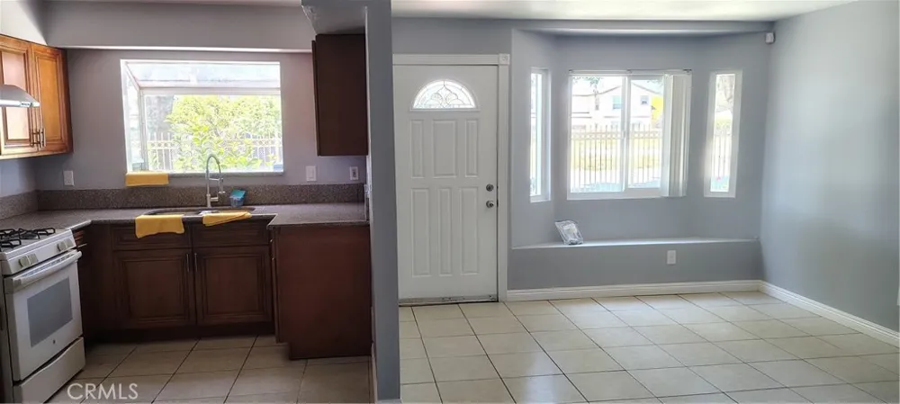 1425 S White #B Pomona, CA 91766
