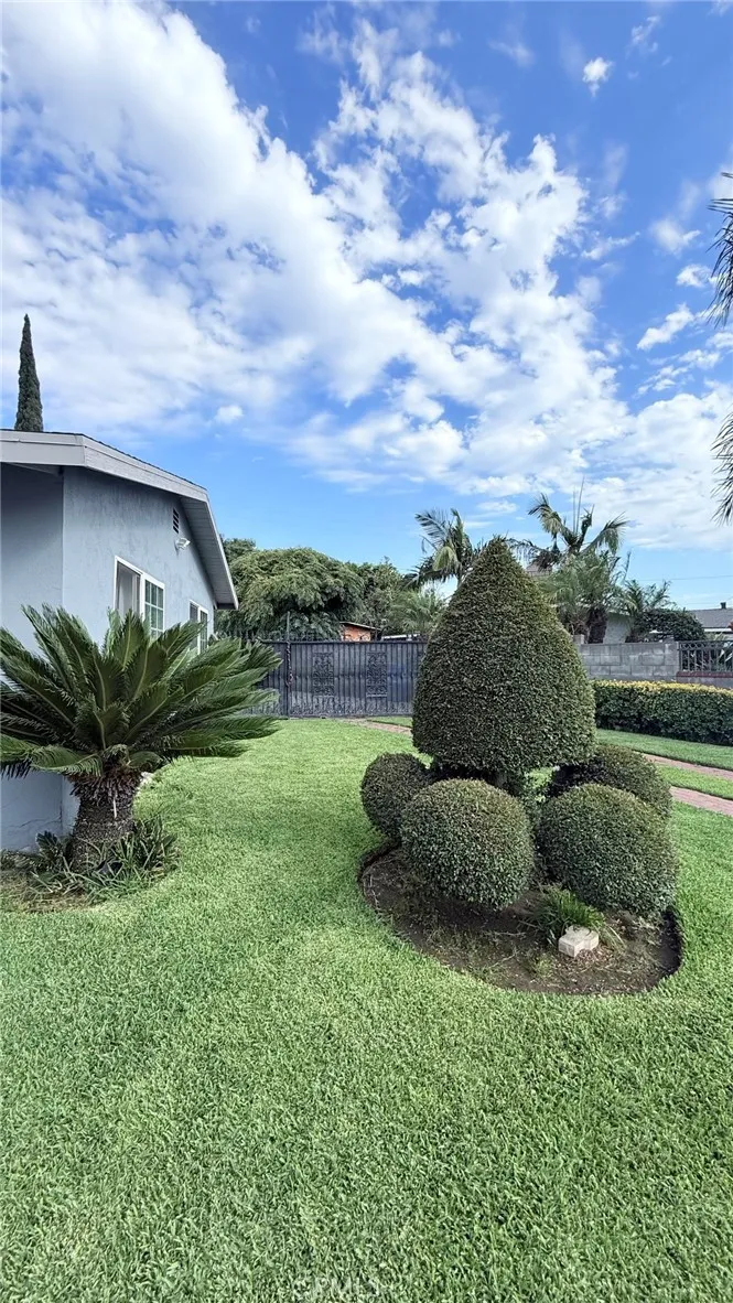 14271 Sauder La Puente, CA 91746