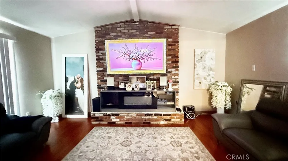 14271 Sauder La Puente, CA 91746