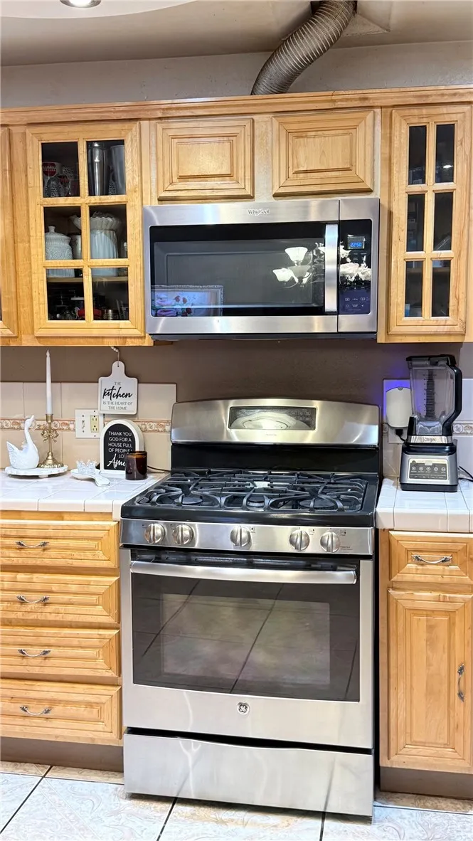14271 Sauder La Puente, CA 91746