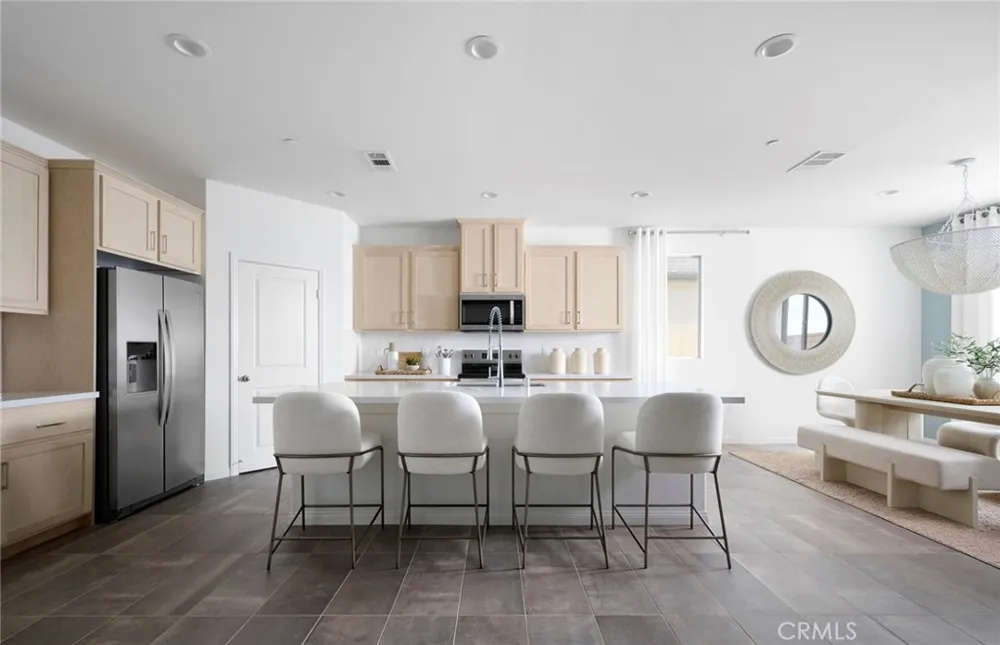 1585 Monarch Court Perris, CA 92571