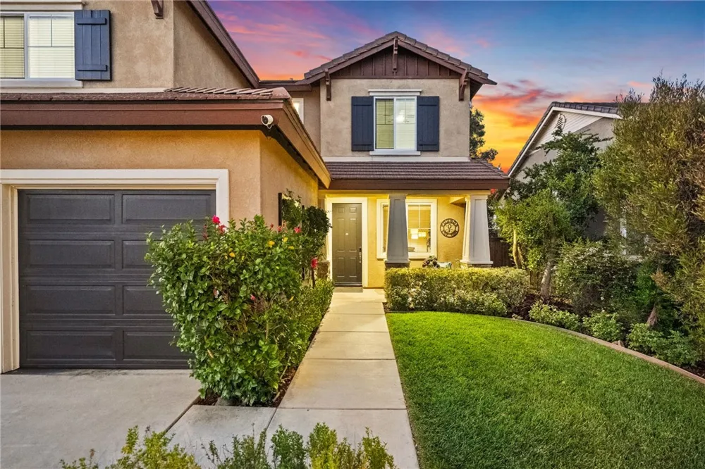 24914 Rainbarrel Wildomar, CA 92595