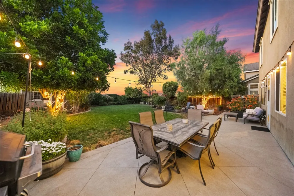 24914 Rainbarrel Wildomar, CA 92595