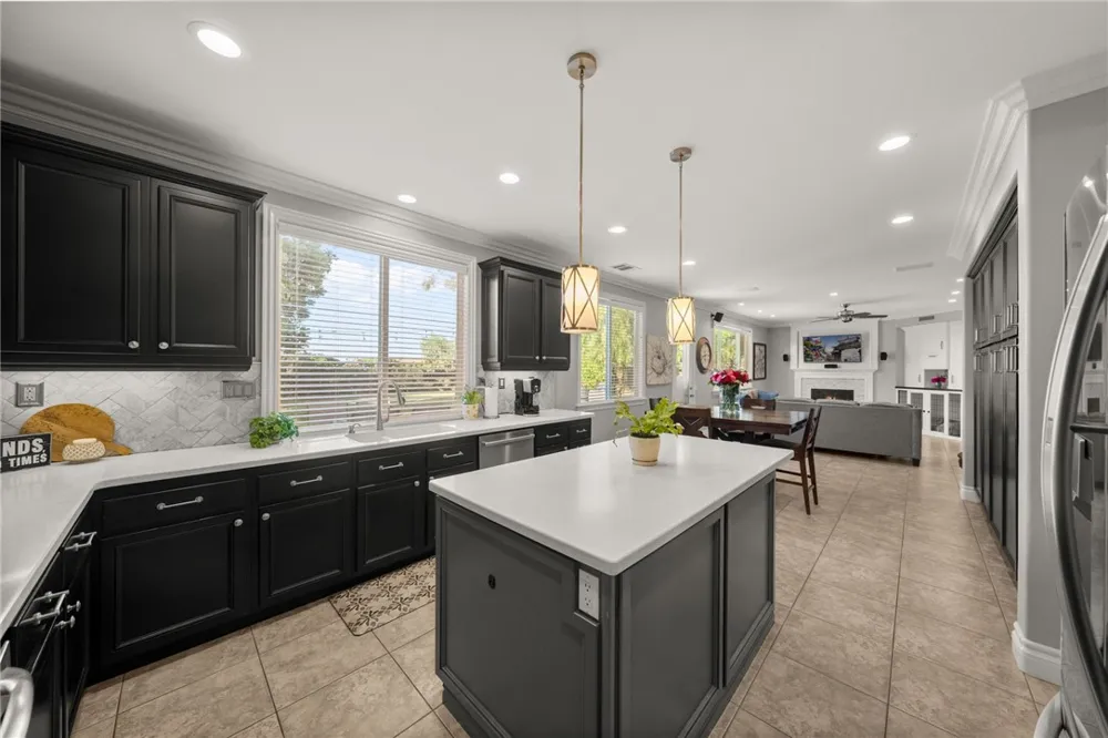 24914 Rainbarrel Wildomar, CA 92595