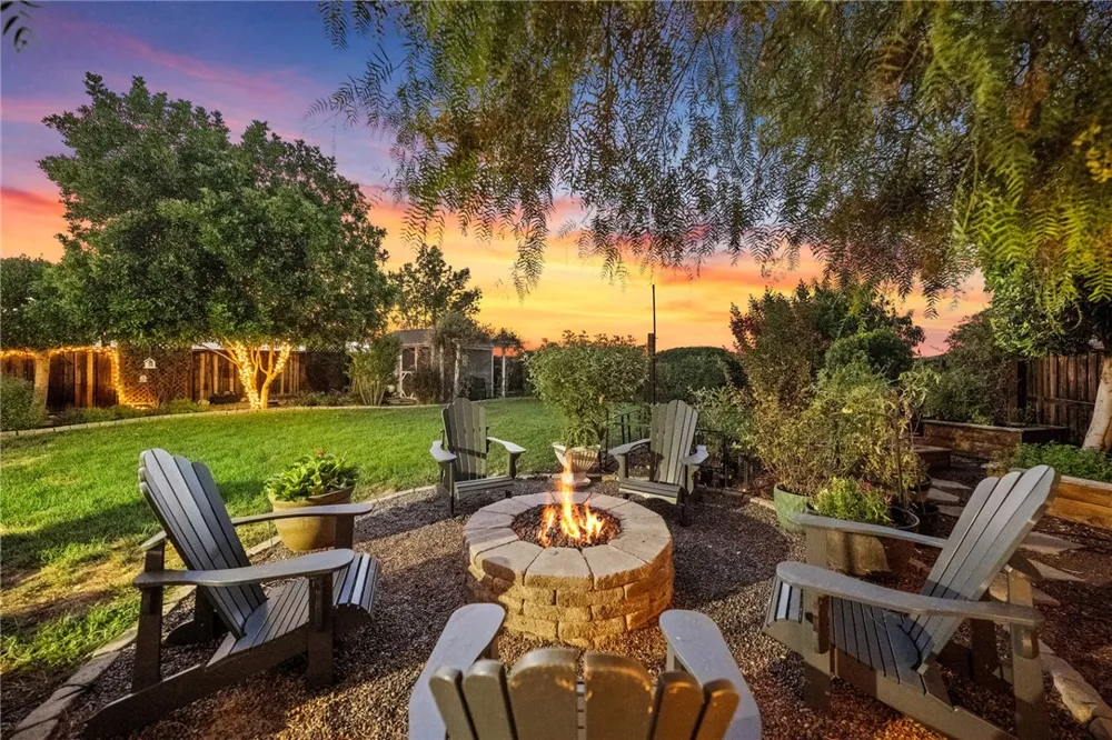 24914 Rainbarrel Wildomar, CA 92595