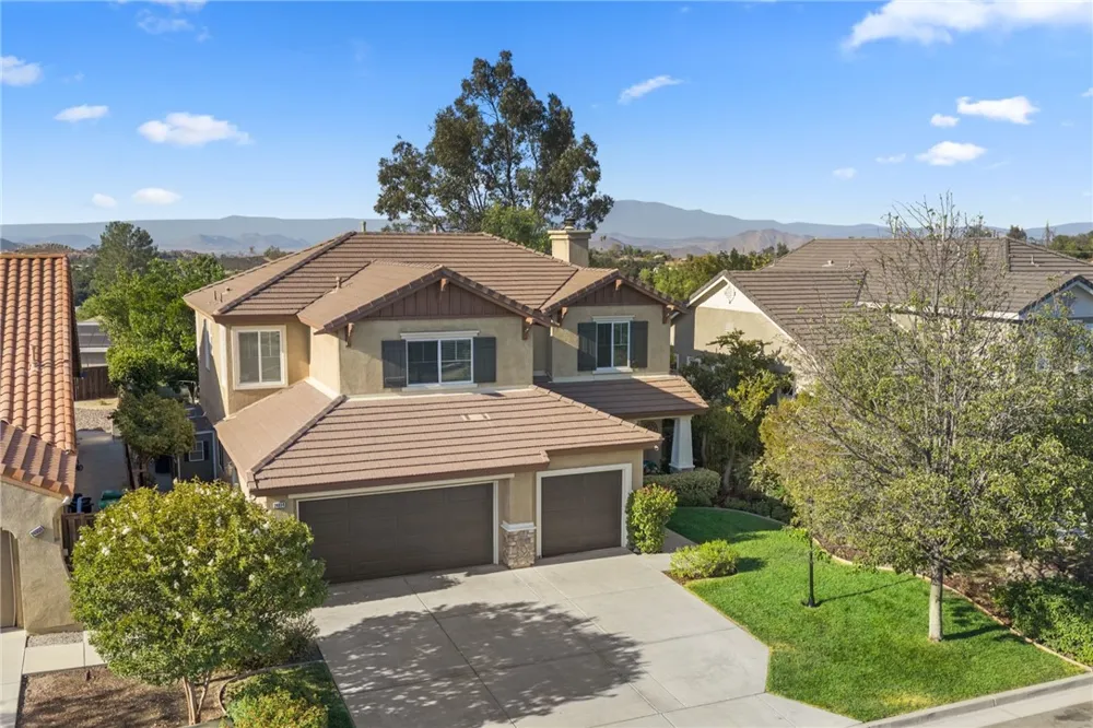 24914 Rainbarrel Wildomar, CA 92595