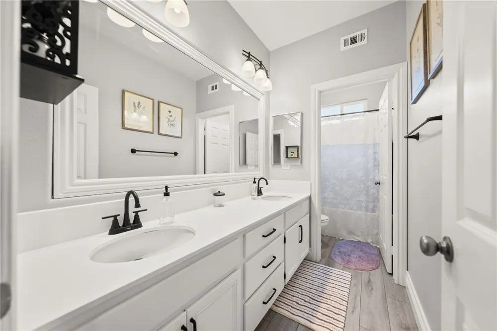 24914 Rainbarrel Wildomar, CA 92595