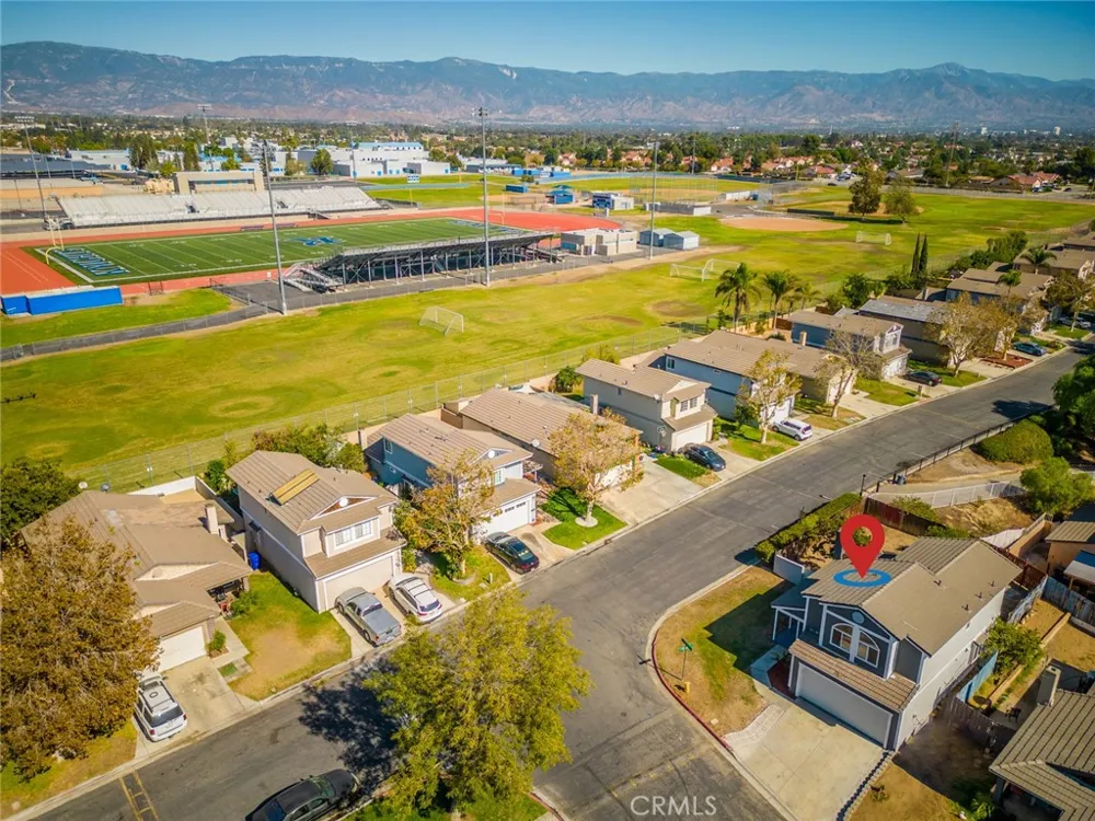 827 S Tamarisk Avenue Rialto, CA 92376