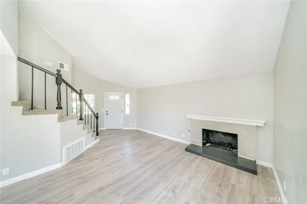 827 S Tamarisk Avenue Rialto, CA 92376