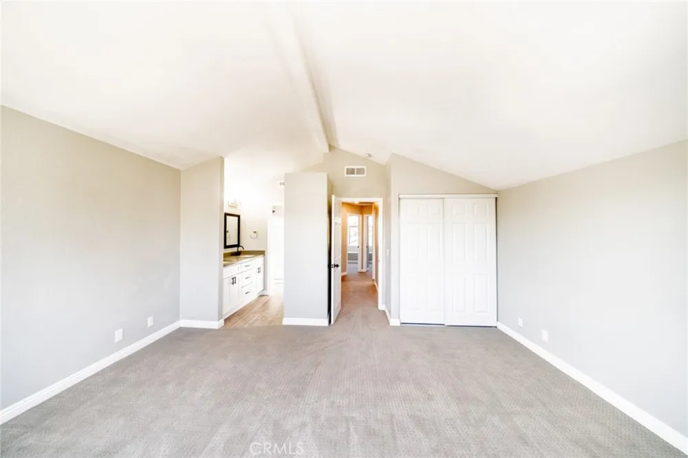 827 S Tamarisk Avenue Rialto, CA 92376