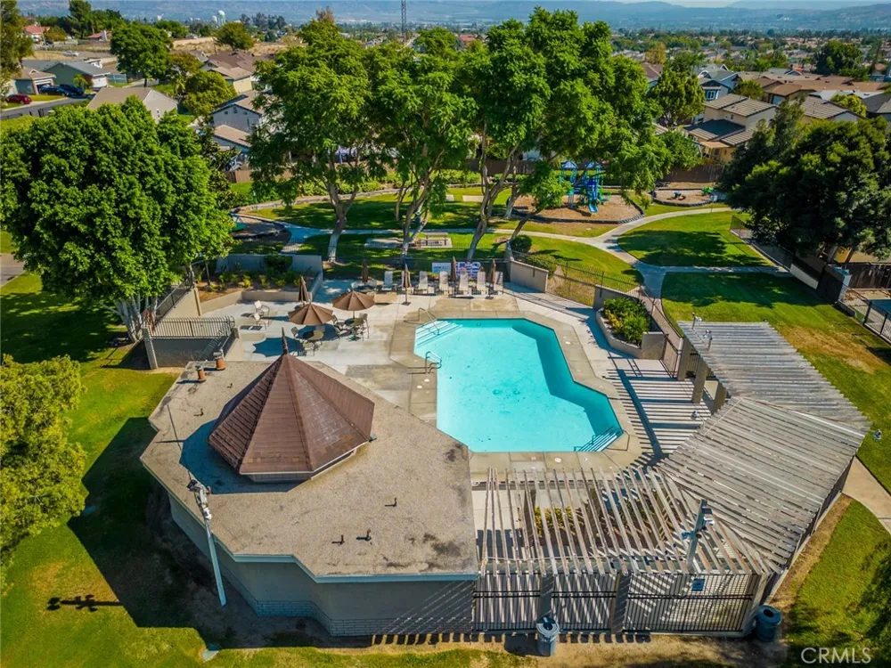 827 S Tamarisk Avenue Rialto, CA 92376