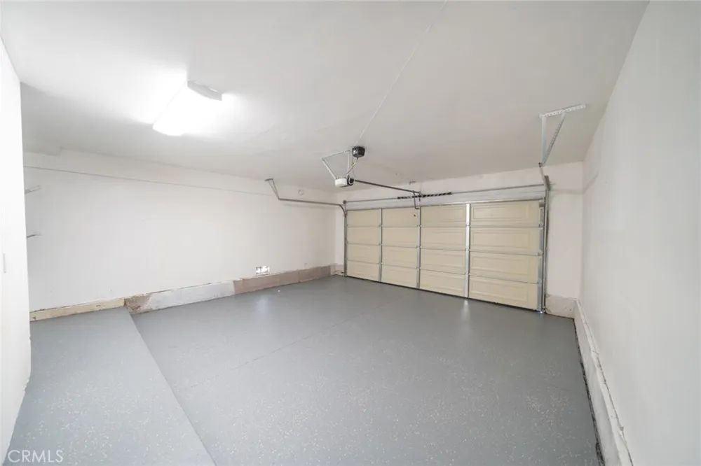 827 S Tamarisk Avenue Rialto, CA 92376