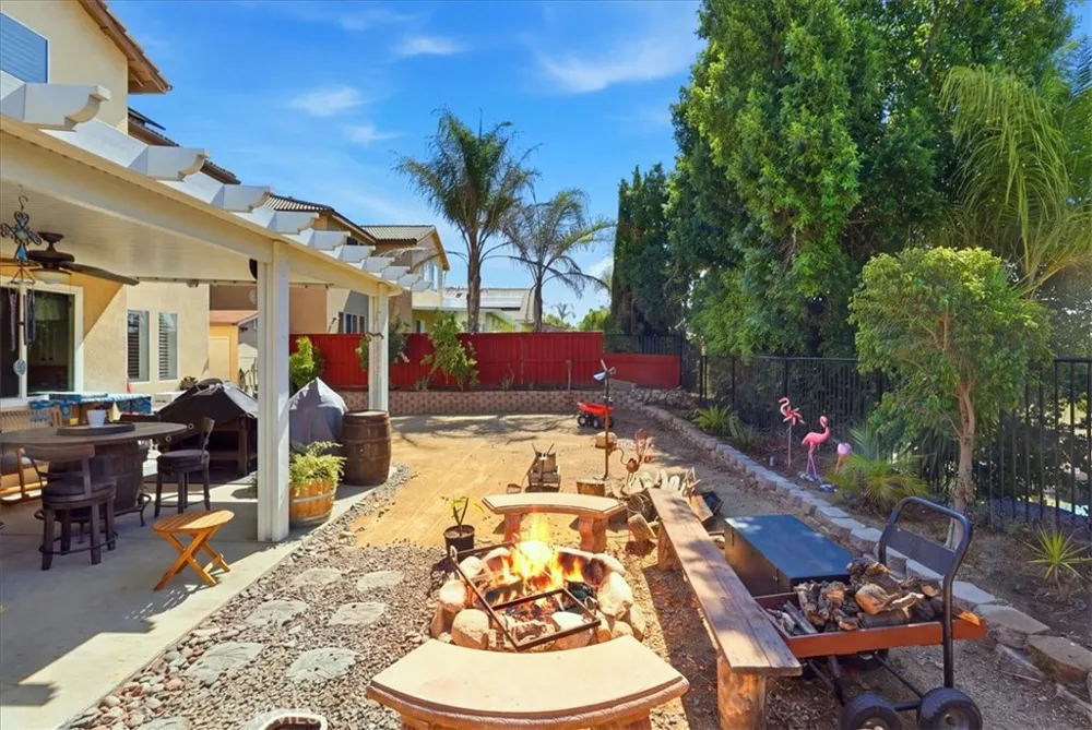 24033 Safiro Court Wildomar, CA 92595