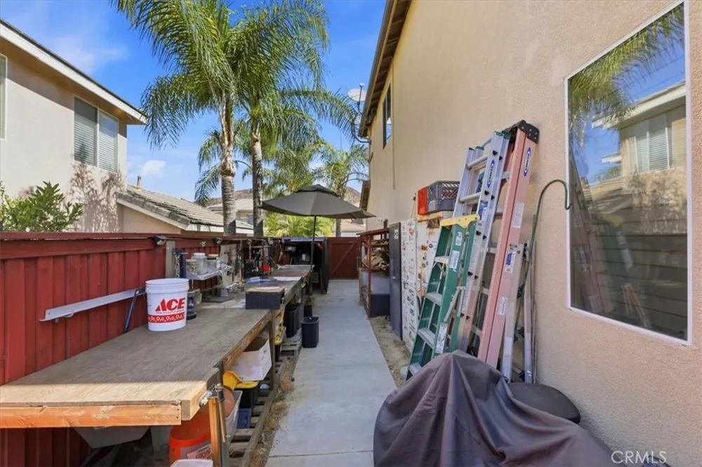 24033 Safiro Court Wildomar, CA 92595