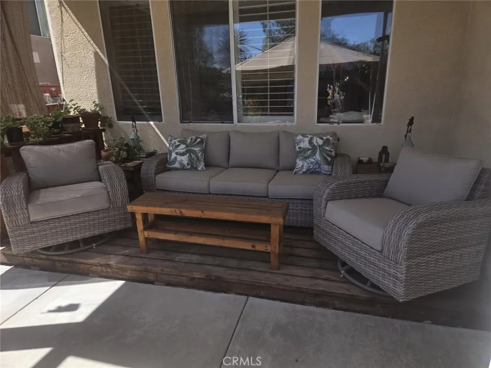 24033 Safiro Court Wildomar, CA 92595