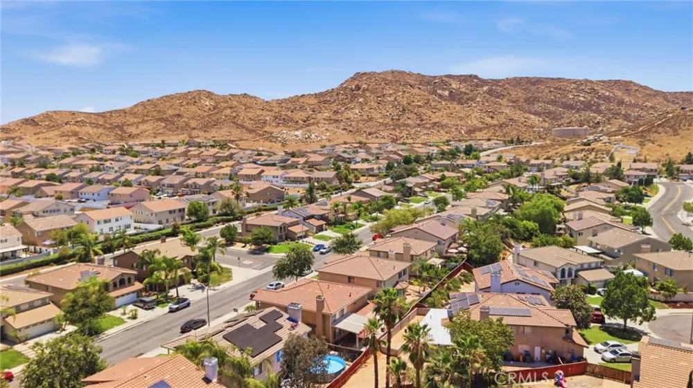 15683 Vista Del Mar Moreno Valley, CA 92555