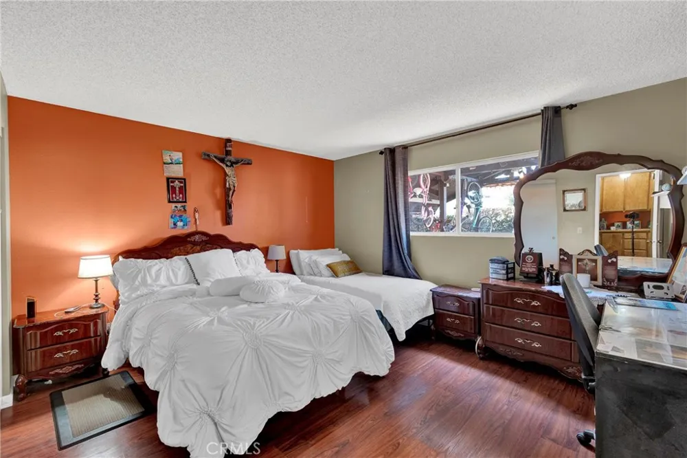 1780 Walden Hemet, CA 92545