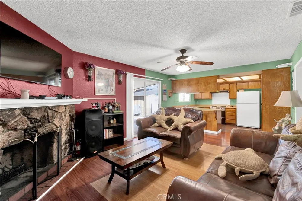 1780 Walden Hemet, CA 92545