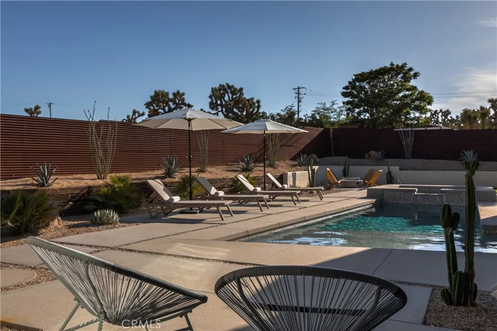 5310 Wind Song Ave Yucca Valley, CA 92284