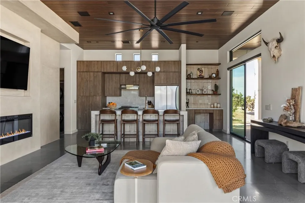 5310 Wind Song Ave Yucca Valley, CA 92284