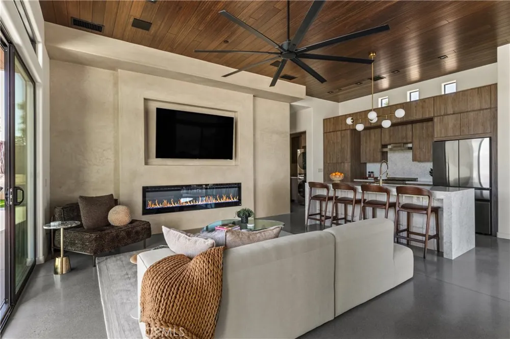 5310 Wind Song Ave Yucca Valley, CA 92284