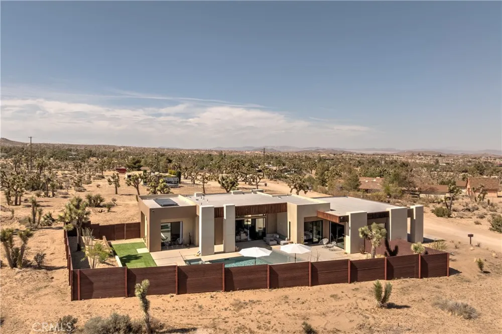 5310 Wind Song Ave Yucca Valley, CA 92284