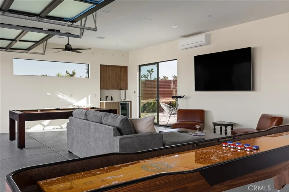5310 Wind Song Ave Yucca Valley, CA 92284