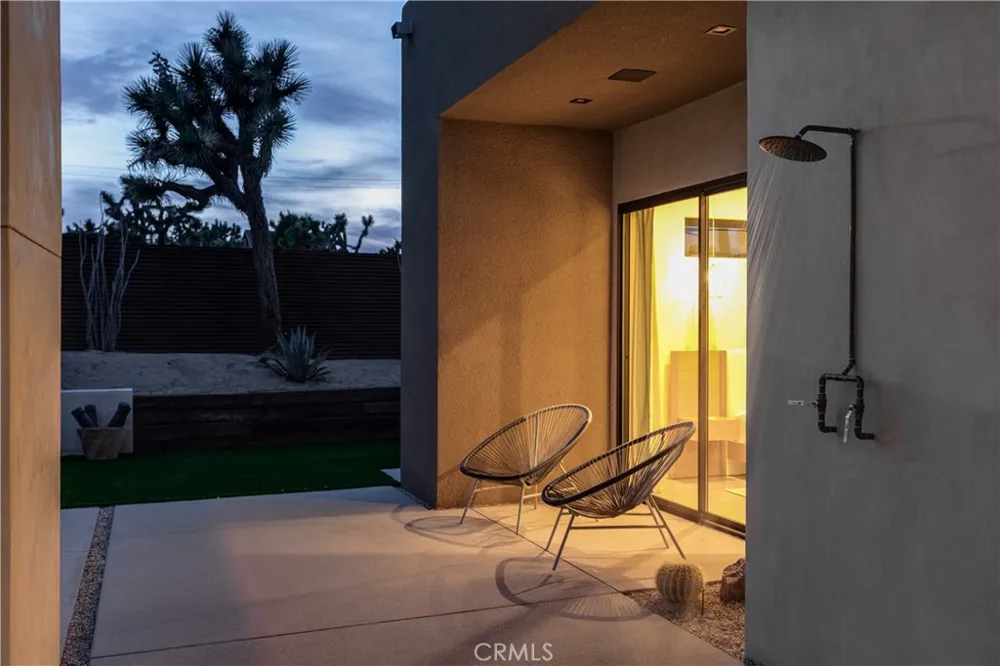 5310 Wind Song Ave Yucca Valley, CA 92284