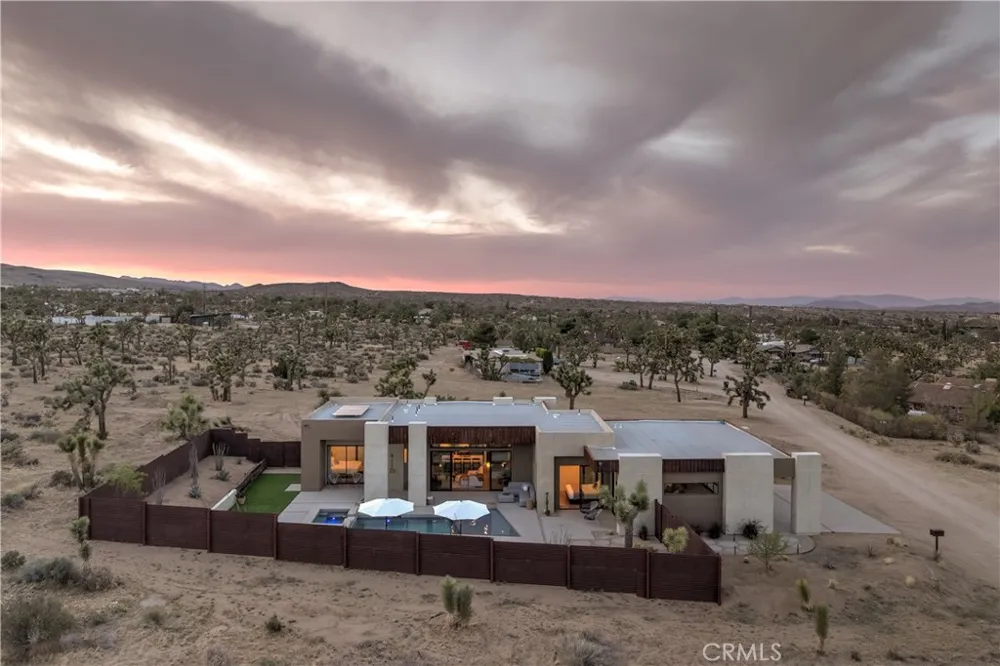5310 Wind Song Ave Yucca Valley, CA 92284