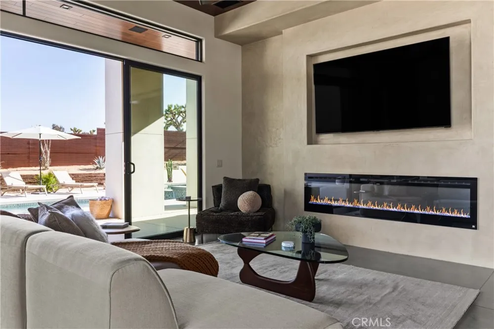 5310 Wind Song Ave Yucca Valley, CA 92284