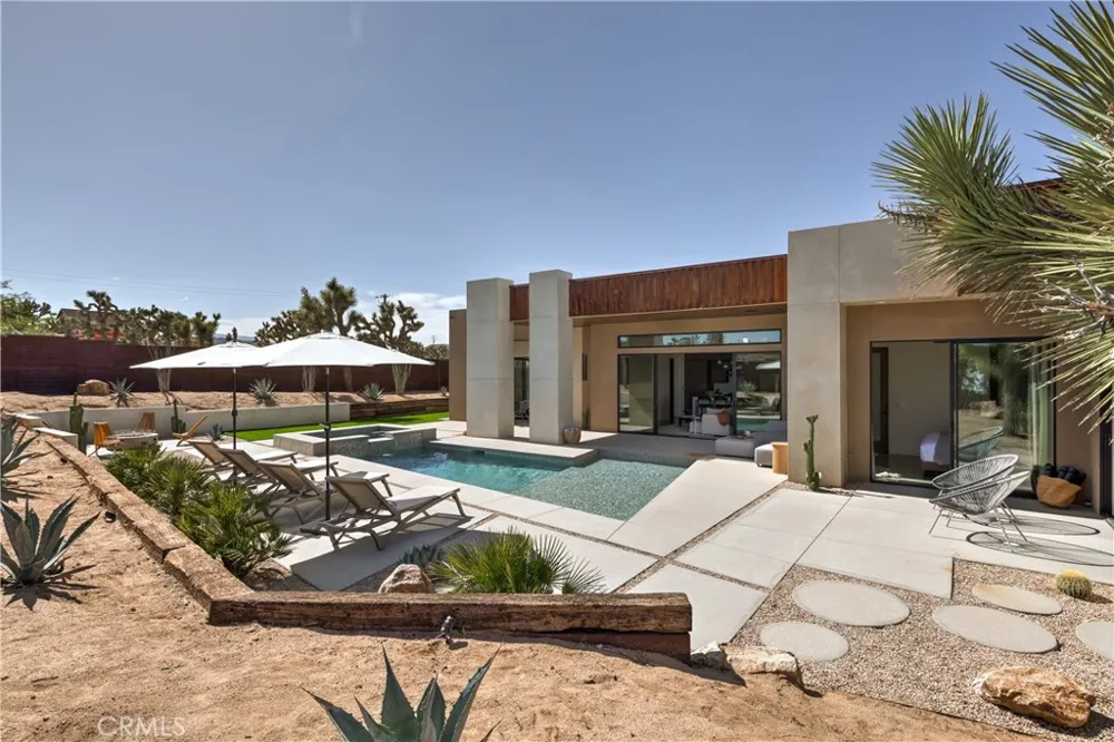 5310 Wind Song Ave Yucca Valley, CA 92284