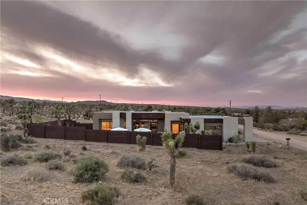 5310 Wind Song Ave Yucca Valley, CA 92284