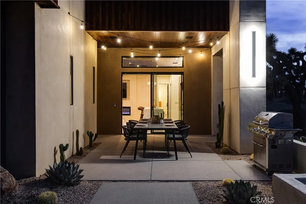 5310 Wind Song Ave Yucca Valley, CA 92284