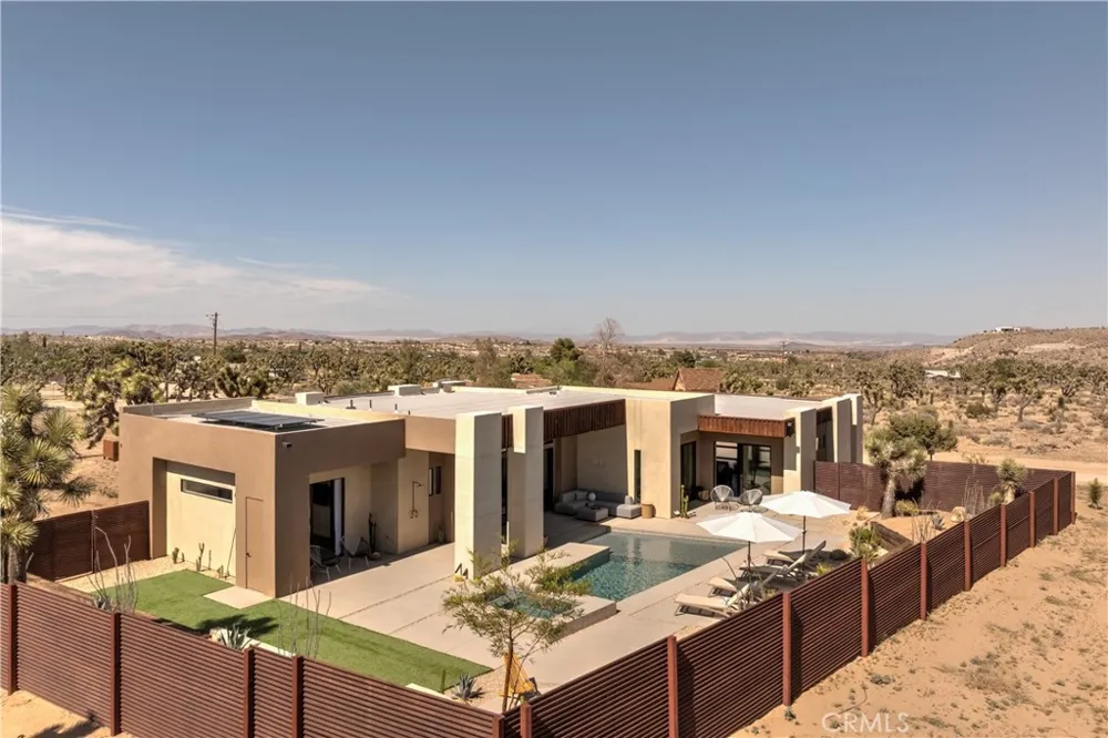5310 Wind Song Ave Yucca Valley, CA 92284