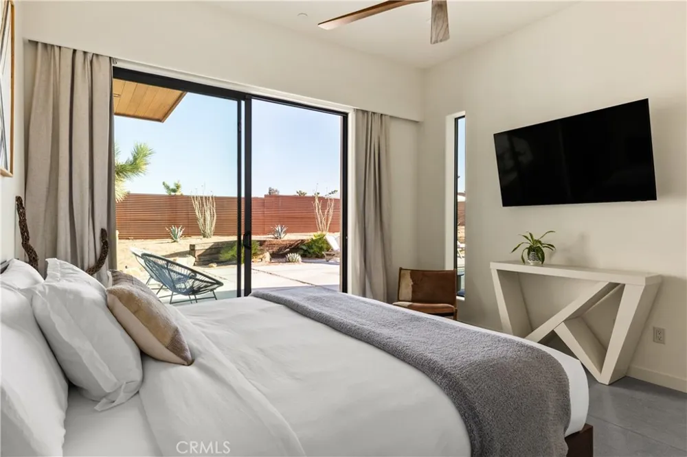 5310 Wind Song Ave Yucca Valley, CA 92284