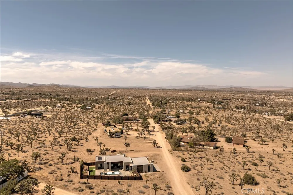 5310 Wind Song Ave Yucca Valley, CA 92284